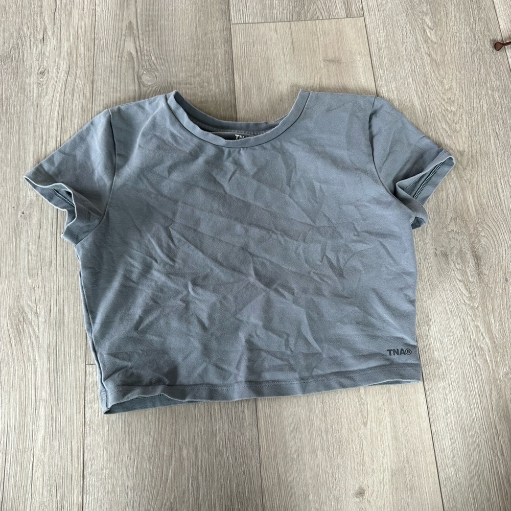 Aritzia TNA Crop Top